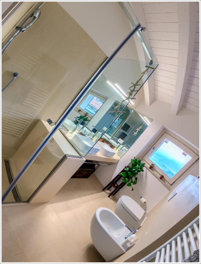 Villa Aquarius - Larihome A08 Vercana 外观 照片